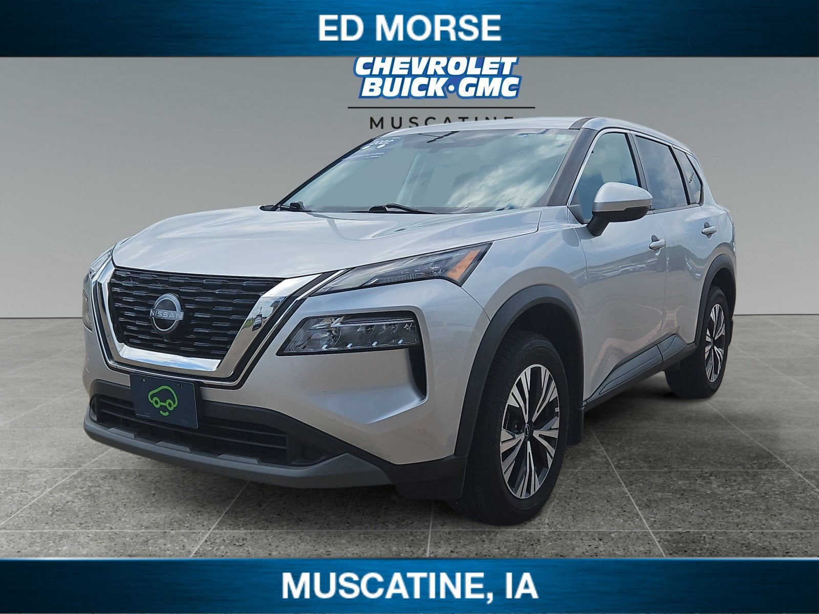 2022 Nissan Rogue SV Intelligent AWD in Silver — front three-quarter view