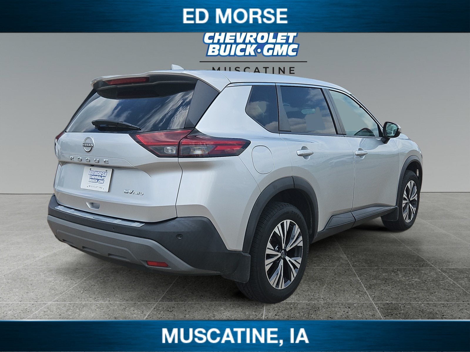 2022 Nissan Rogue — detail view